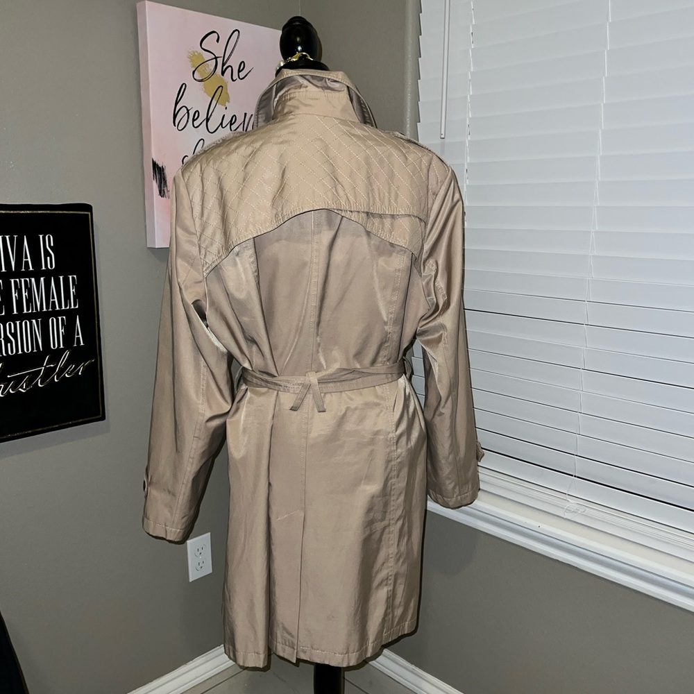 Womens DKNY Trench coat 2x